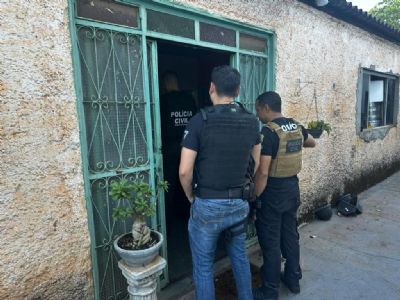 Pol�cia Civil cumpre mandados de buscas contra quadrilha respons�vel por tr�fico dom�stico em Cuiab�