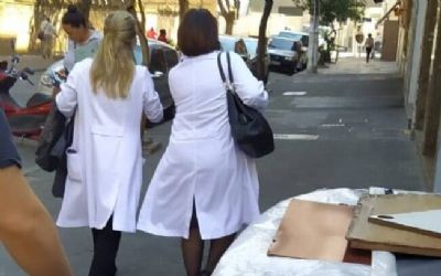 Cuiab� pro�be uso de jalecos fora de ambientes de sa�de