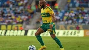 ​Lateral n�o renova com o Cuiab� e deixa o clube na pr�xima temporada