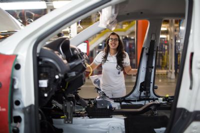 Fiat Chrysler ter� mulher comandando f�brica pela primeira vez na Am�rica Latina