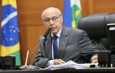 ​Comiss�o aprova novos cargos na Mesa Diretora e deputado descarta aumento de gastos