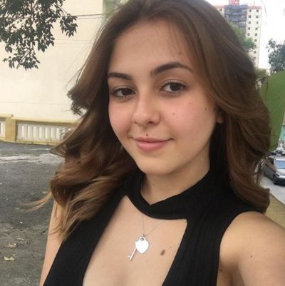 Aos 17 anos, Klara Castanho fala de novo filme e de emancipa��o e se prepara para morar sozinha