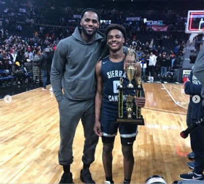 Como in�dita parceria entre pai e filho na NBA pode acontecer em 2023 entre Lebron e seu filho