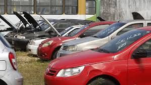 Semob leiloa ve�culos apreendidos e n�o retirados