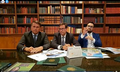 Brasil vai comprar qualquer vacina certificada pela Anvisa diz Bolsonaro em live