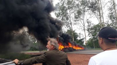 Rodovias continuam interditadas em Mato Grosso