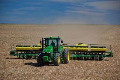 ​Agropecu�ria � o segundo setor que mais emprega em Mato Grosso