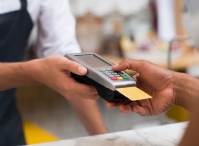 Consumidores de MT gastam 30,2% menos em restaurantes em ano pand�mico