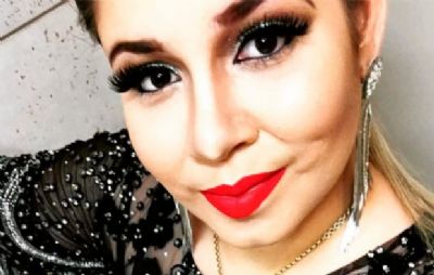Mar�lia Mendon�a leva calote ap�s realizar show