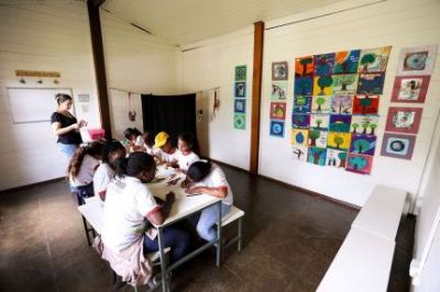 C�mara aprova ensino da Lei Maria da Penha em escolas