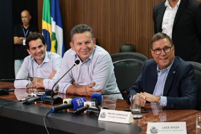 ​Governador comunica afastamento definitivo de Mauro Carvalho