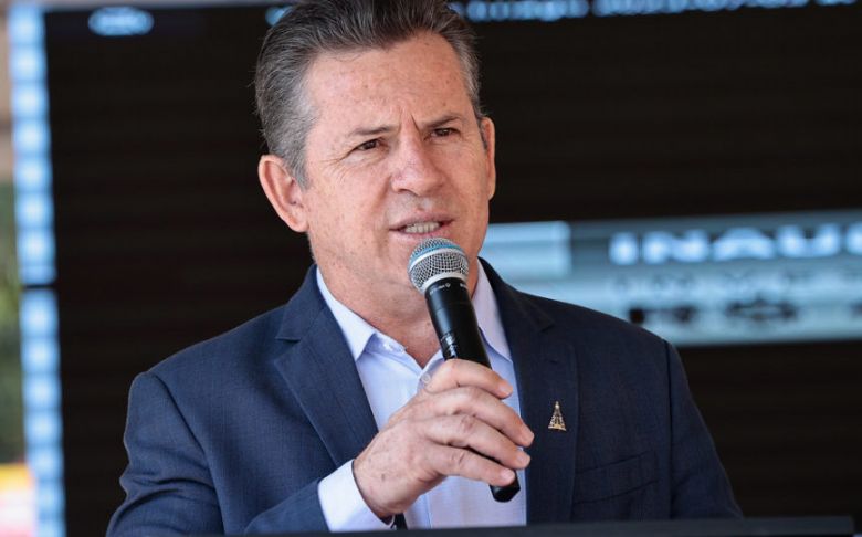 ​Governador critica deputados por derrubada de veto sobre PCHs
