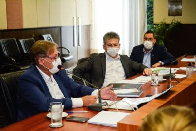 Estado anunciar� medidas para ajudar aut�nomos e pequenos comerciantes
