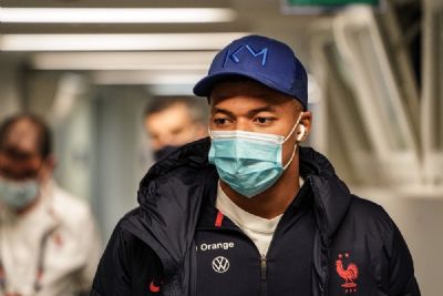 Depois de Ney, PSG fica sem Mbapp� para reecontrar o Leipzig