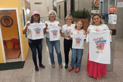 Hospital de C�ncer faz treinamento para volunt�rios no McDia Feliz