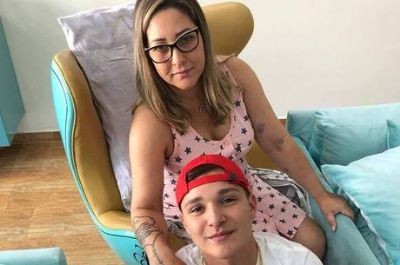 M�e de MC Gui se recupera e recebe alta de hospital em S�o Paulo