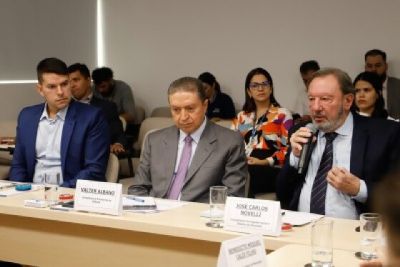 Acordo entre Prefeitura e empresa evita greve de �nibus em Cuiab�