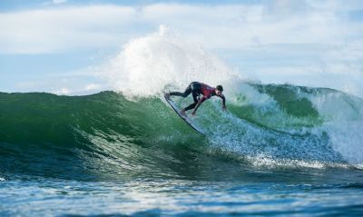 Surfe: cinco brasileiros avan�am para quartas de final em Newcastle