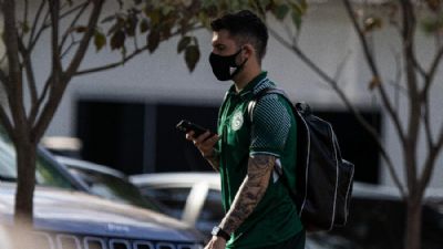 Protocolo da CBF aumenta risco de covid em tr�s divis�es; atletas protestam