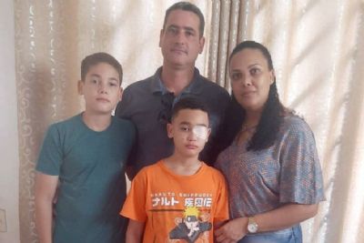 Menino faz cirurgia no olho ap�s ter sido barrado na rodovia em MT