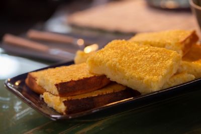 Bolo de baga�o de milho verde com coco