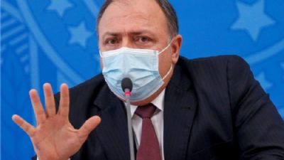 Procuradores investigam a atua��o de Pazuello