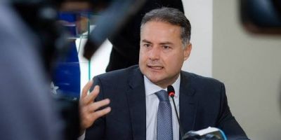Governo Federal vai atualizar projeto da Ferrogr�o