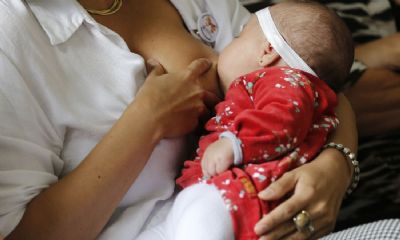 ​INSS analisa milhares de pedidos de sal�rio-maternidade parados