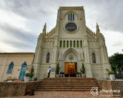 Governador autoriza atividades religiosas no s�bado e domingo com 30% da capacidade