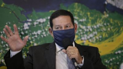 Mour�o diz que n�o h� motivo para impeachment e elogia Bolsonaro
