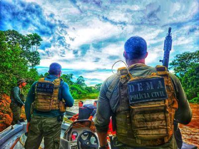 Pol�cia Civil realiza fiscaliza��es e re�ne comunidade ribeirinha para orienta��es