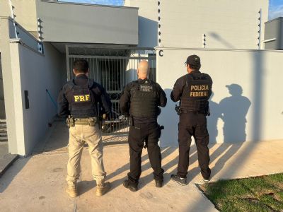 ​Traficantes que levariam 1 tonelada de coca�na ao Sudeste s�o alvos de opera��o