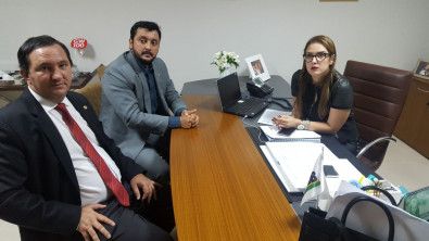 TJ atende pedido da oposi��o e vota��o da PEC � adiada