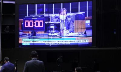 C�mara aprova aux�lio emergencial a estados, ao DF e munic�pios