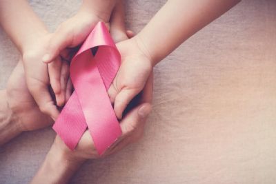 Campanha Outubro Rosa alerta para import�ncia do diagn�stico precoce do c�ncer de mama