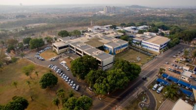 Governador prop�e emendar 5 feriados para emendar 10 dias de suspens�o das atividades para conter avan�o da Covid-19 em MT