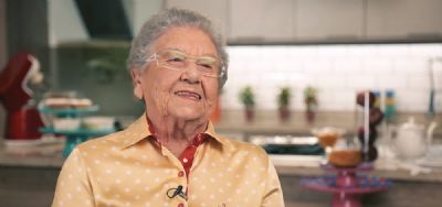 Fora da TV h� cinco anos, Palmirinha empreende e associa imagem a rede de cafeterias