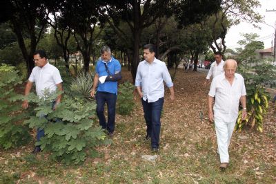 Moradores do bairro Jardim Tropical ganhar�o novo espa�o de lazer