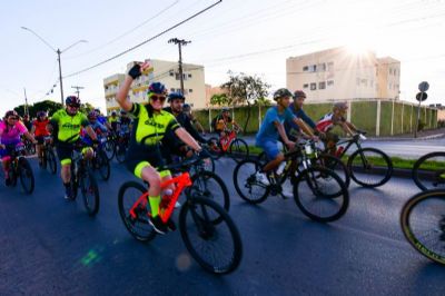 Pedal Ecol�gico da Semob une esporte e solidariedade e arrecada cerca de 1,6 tonelada de alimentos