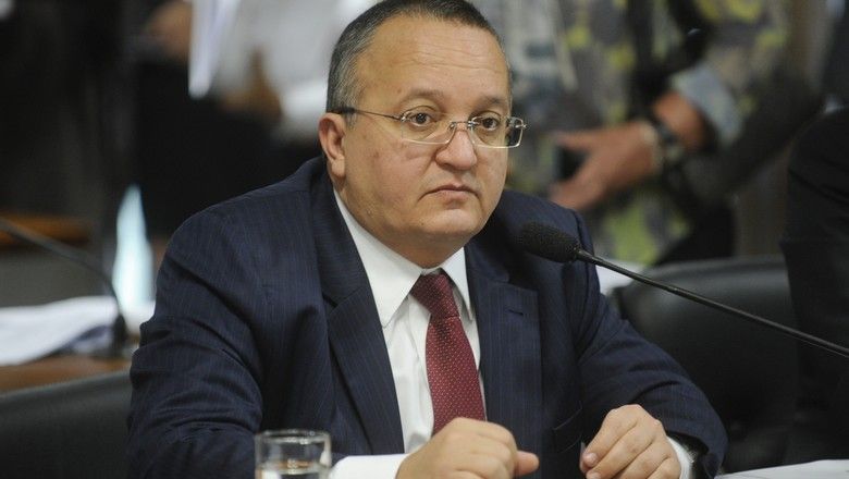 Taques ironiza suposta candidatura do ex-prefeito