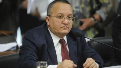 ​Governador Pedro Taques n�o descarta se desfiliar do PSDB