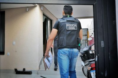 ​Golpistas criam contas falsas para desviar sal�rios de servidores p�blicos e s�o alvos de opera��o da PC