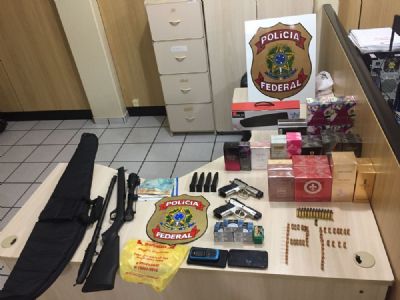 PF prende dois PMs de MT em GO por tr�fico internacional de armas