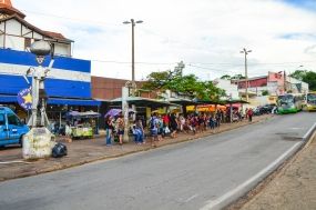 Pontos de �nibus da Pra�a Maria Taquara come�am a ser retirados