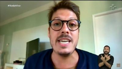 F�bio Porchat critica Bolsonaro no Roda Viva