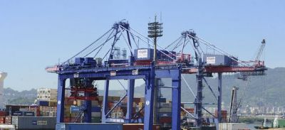 Balan�a comercial registra melhor primeiro semestre da hist�ria