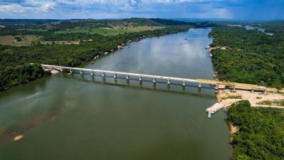 ​Pontes sobre o Rio Teles Pires v�o melhorar log�stica de toda regi�o Norte de MT