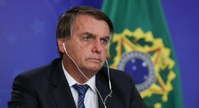 Bolsonaro fala em PEC paralela para aprovar aux�lio