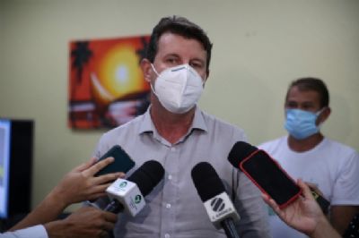 Prevendo nova onda da coronav�rus, prefeito cancela festa de reveill�n e reativa Central da Covid