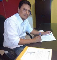Juiz reconduz Prefeito de Acorizal ao cargo